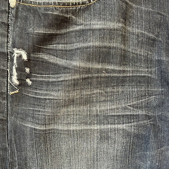 Y2K Laguna Beach Distressed Jeans Dark Blue Flap Pockets Embroidered Skull 38x31 - Picture 13 of 16